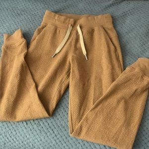 Lululemon mustard sweatpants